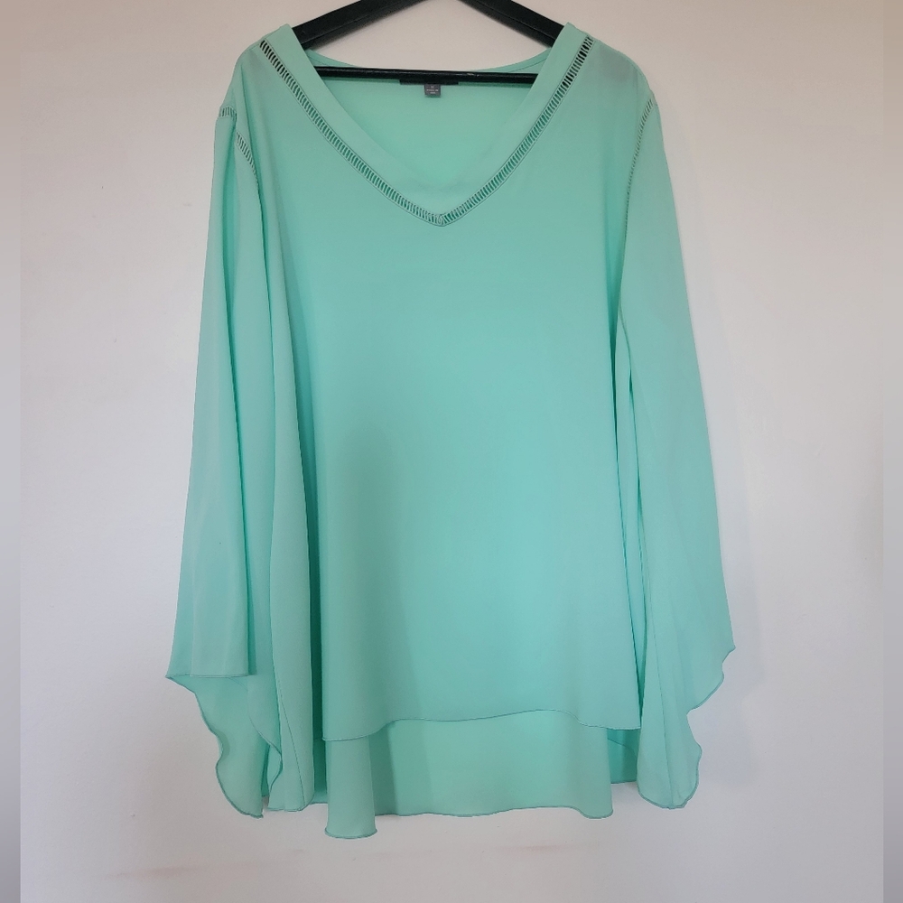 Elegant Mint Green Women's Top,used in good condition.